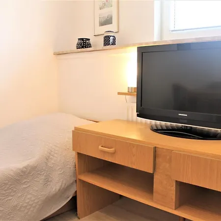 Haus Barbara - Schwimmbad Und Sauna Im Haus- Whg 7 *